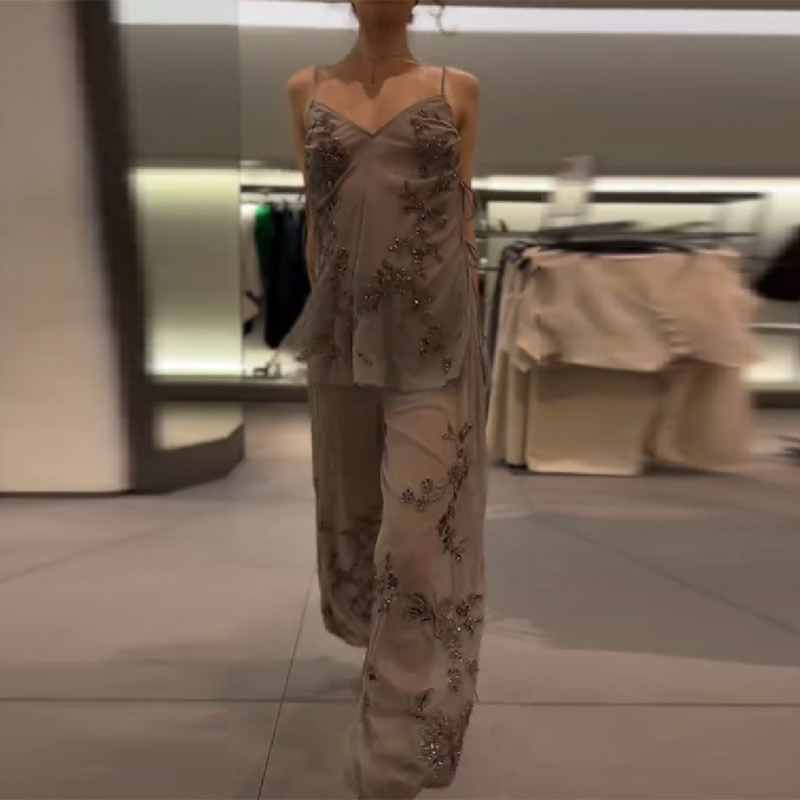 2026 New Women Grey Two-piece  - Embroidery Jacket ulasan dan harga