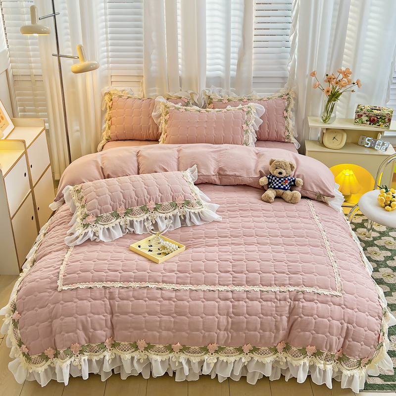 Pink Korean Princess Style Bed - Embroidery Quilt Cover ulasan dan harga