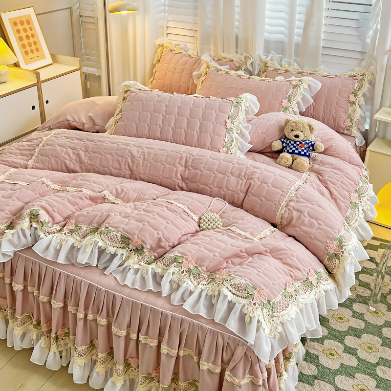 Pink Korean Princess Style Bed - Embroidery Quilt Cover ulasan dan harga