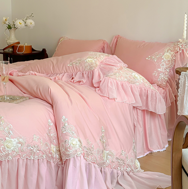 Elegant Lace Rose Embroidery B - Embroidery Quilt Cover ulasan dan harga